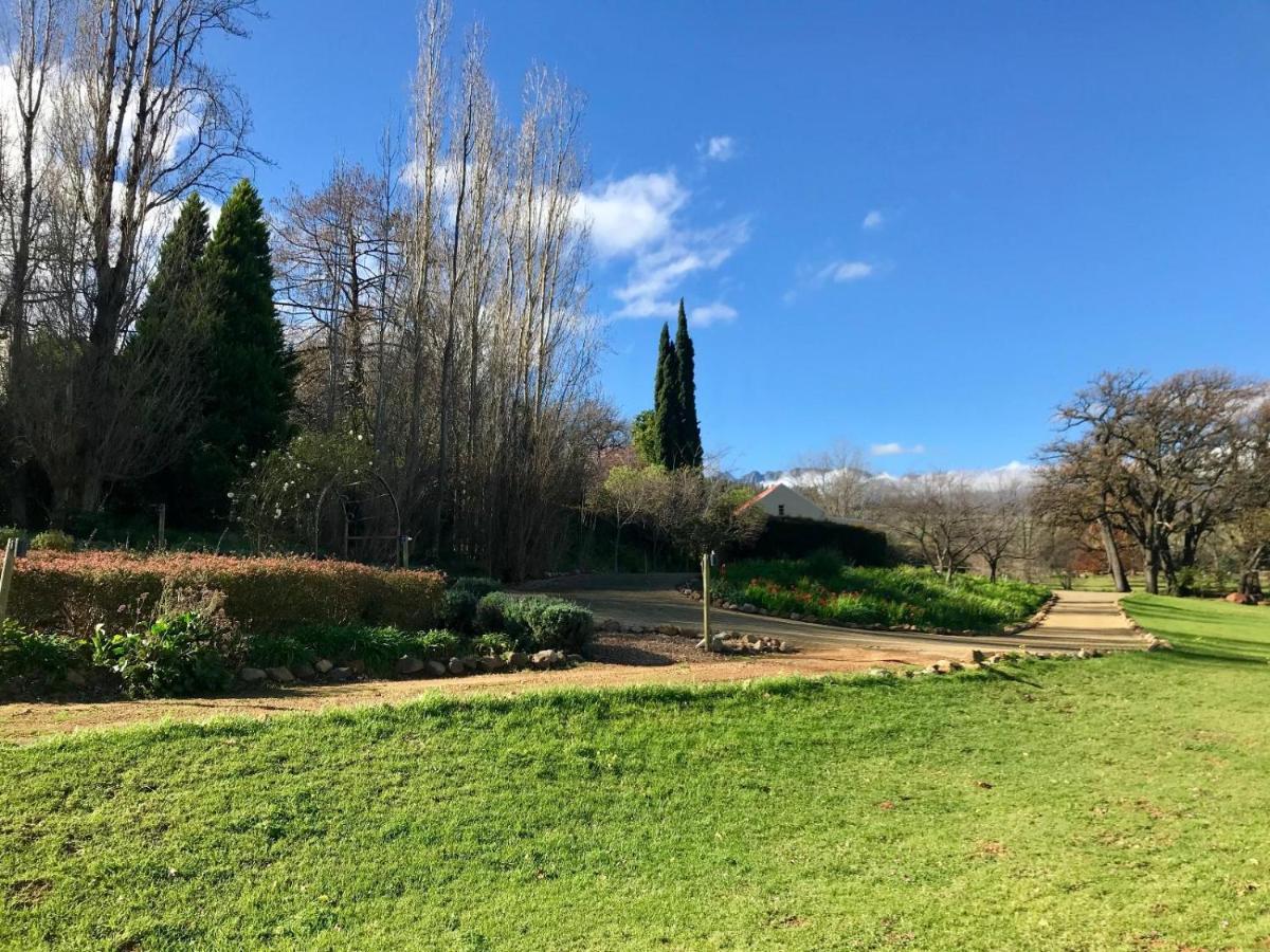 טולבאך The Boathouse At Oakhurst Olives מראה חיצוני תמונה